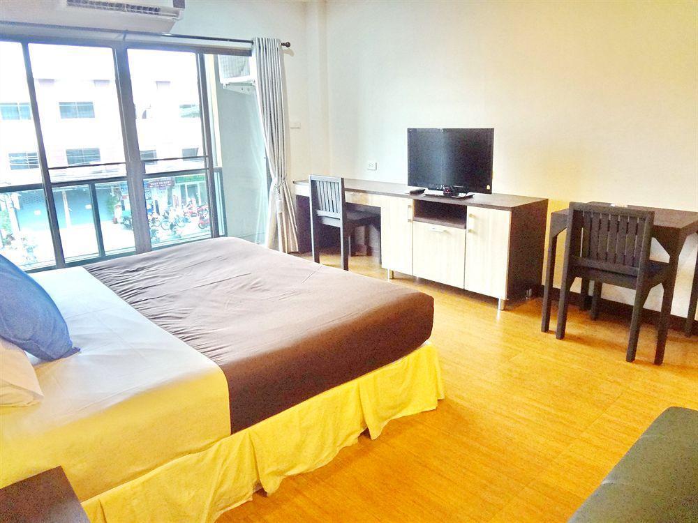 Sleep Tight Hotel Jomtien Beach Extérieur photo