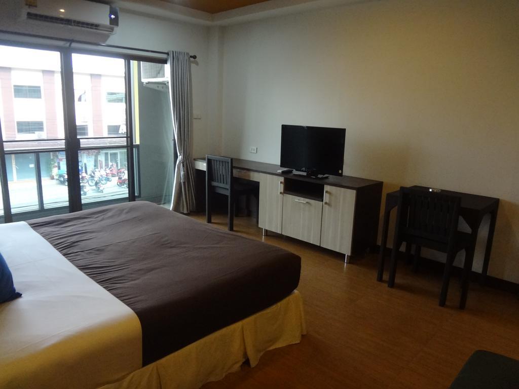 Sleep Tight Hotel Jomtien Beach Extérieur photo