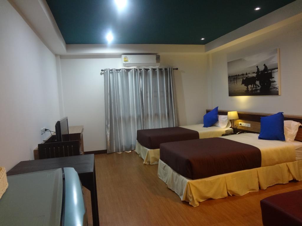 Sleep Tight Hotel Jomtien Beach Extérieur photo