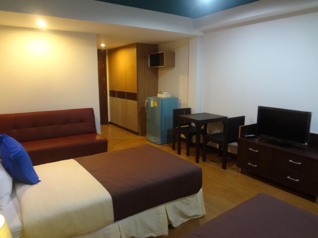 Sleep Tight Hotel Jomtien Beach Extérieur photo